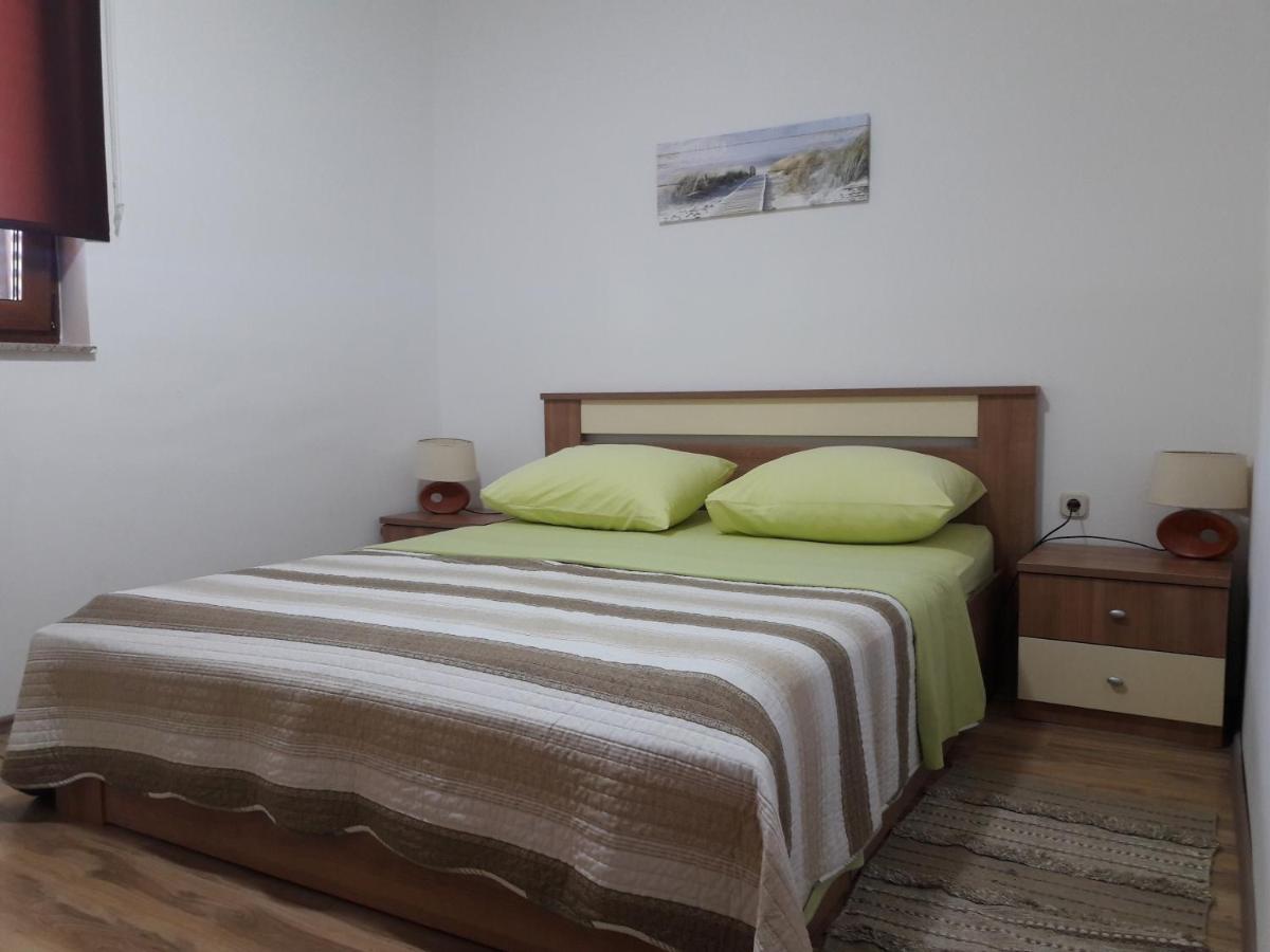 Apartmani Predovan Vrsi Εξωτερικό φωτογραφία