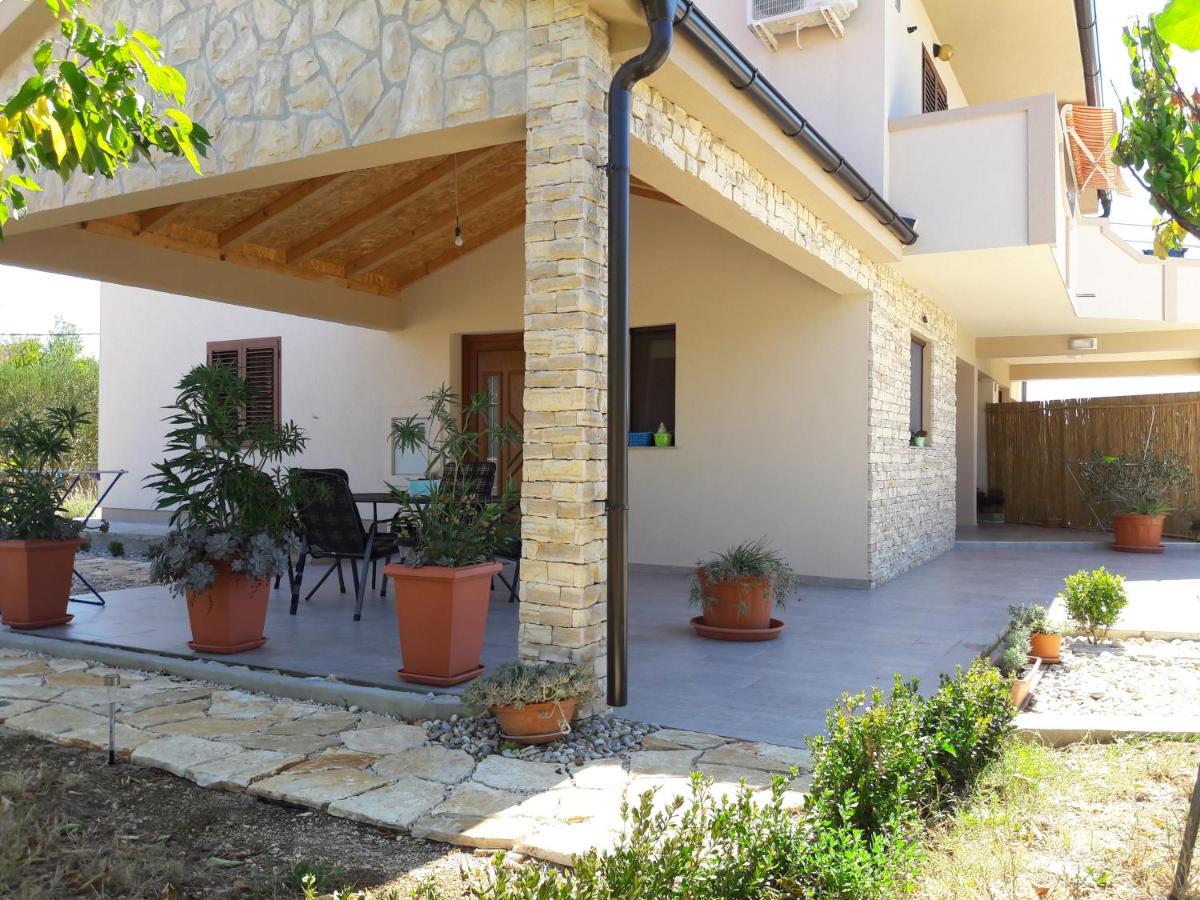 Apartmani Predovan Vrsi Εξωτερικό φωτογραφία